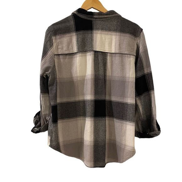 (Sold)UNIVERSAL THREAD buffalo plaid long sleeve button down Shirt, Size XL - Picture 9 of 9